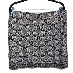 Max Studio Women's Patterned Skirt - Size XL 🖤🌸